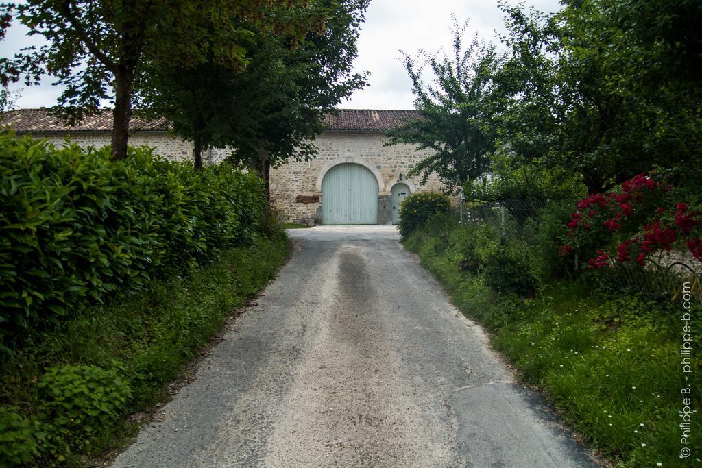 Les Hauts De Chalonne Hotel Le Gond-Pontouvre Buitenkant foto