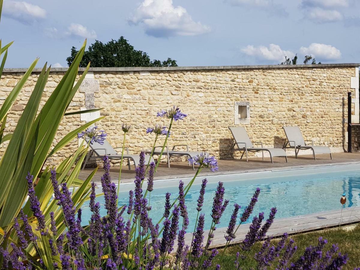 Les Hauts De Chalonne Hotel Le Gond-Pontouvre Buitenkant foto