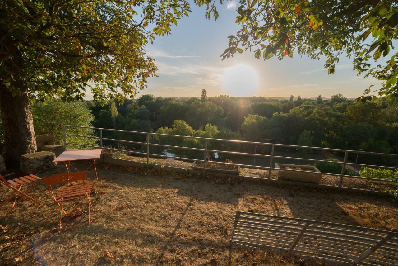 Les Hauts De Chalonne Hotel Le Gond-Pontouvre Buitenkant foto